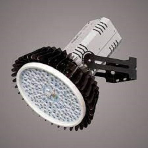 Прожектор светодиодный Петролюкс-Белл-01,Д,5 220В 95Вт 5000K IP66 фото Прожектор светодиодный Петролюкс-Белл-01,Д,5 220В 95Вт 5000K IP66 картинка